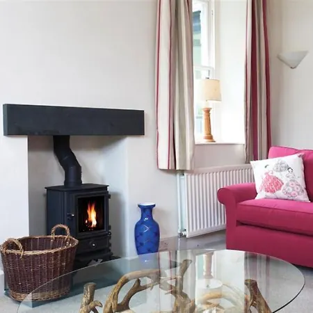 Eller Close House Holiday home *